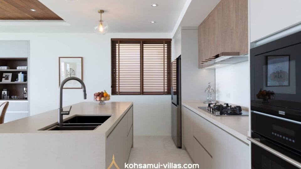 Seaview Villa For Sale ChoengMon (15)
