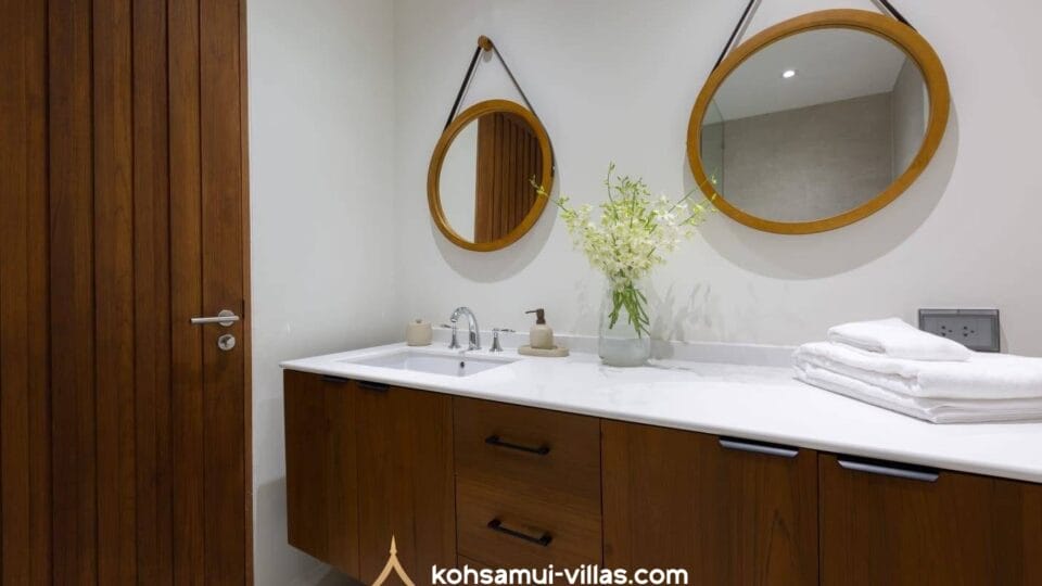 Seaview Villa For Sale ChoengMon (20)
